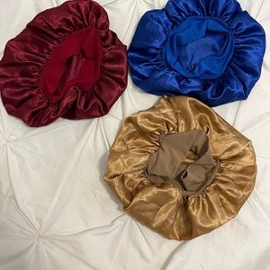 Bonnet set